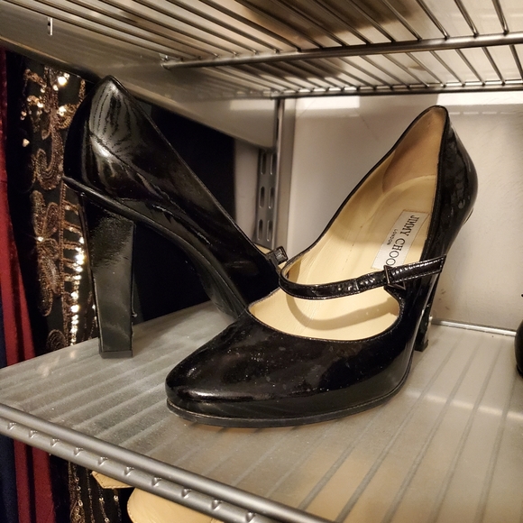 Jimmy choo patent Mary Jane pumps - Picture 3 of 4